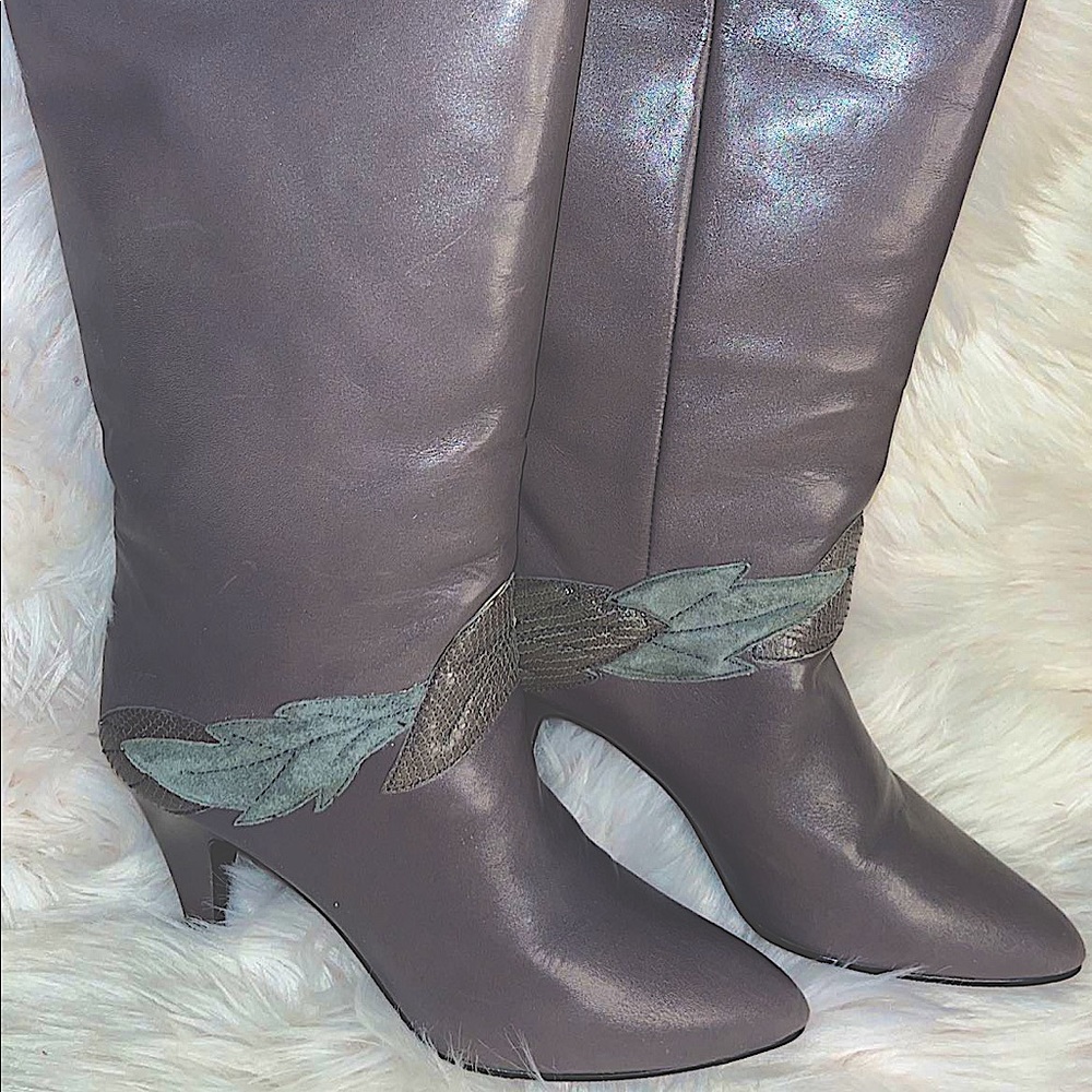 Gloria Vanderbilt Vintage 1980’s High Heeled Leather Knee Boots